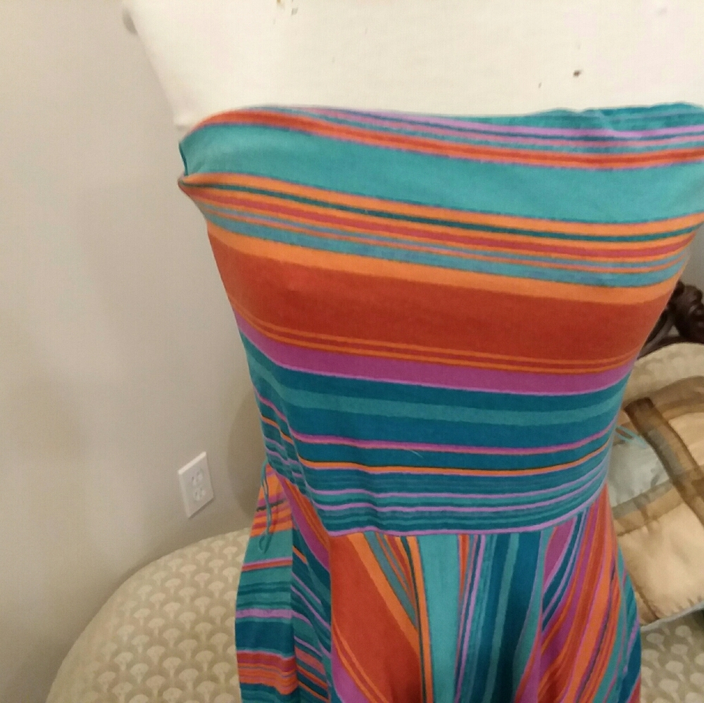 Dress - Picture 5 of 5